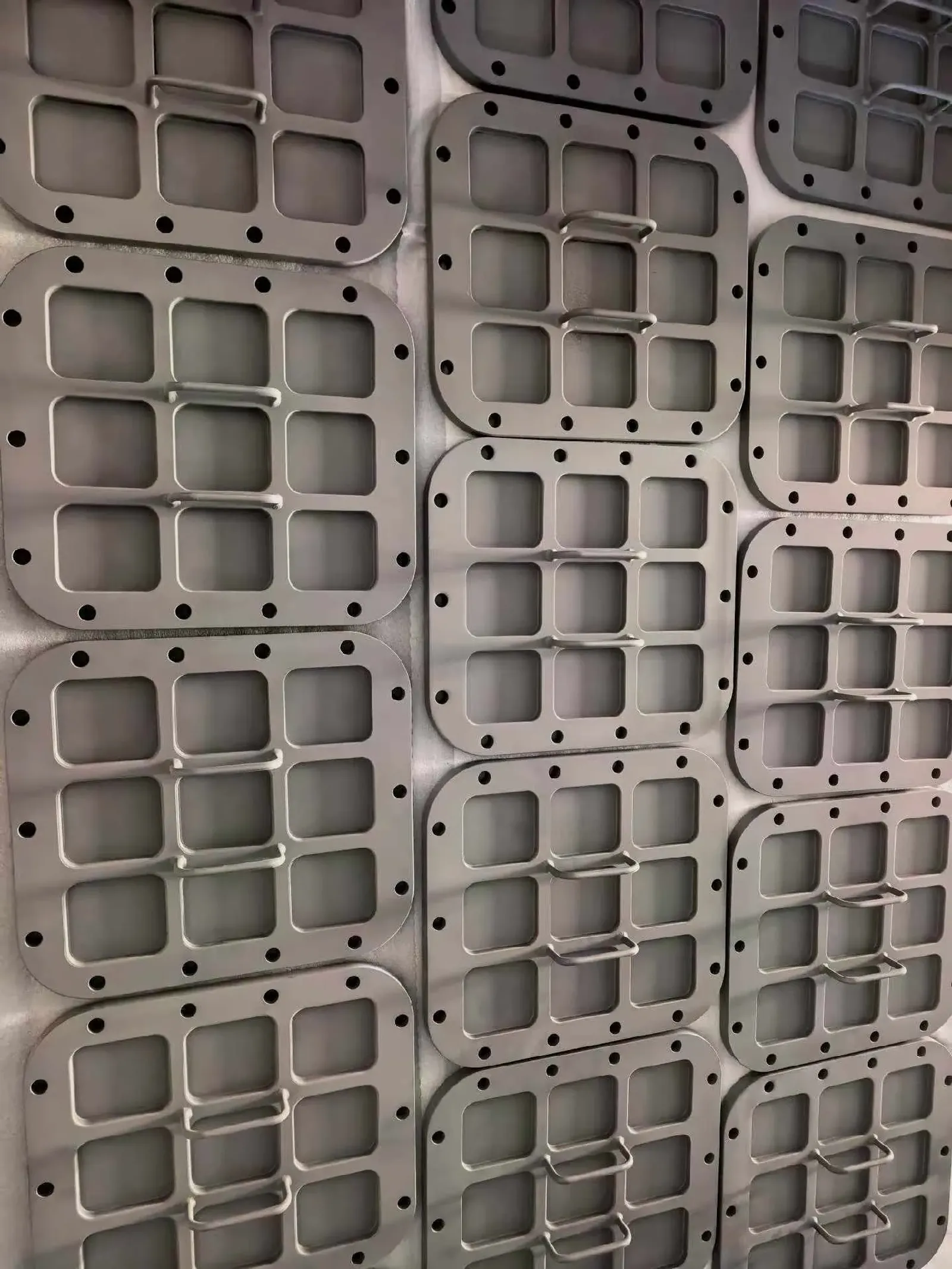 New Titanium Plate Study Maps Backside Defects From a Surface Sound Signal