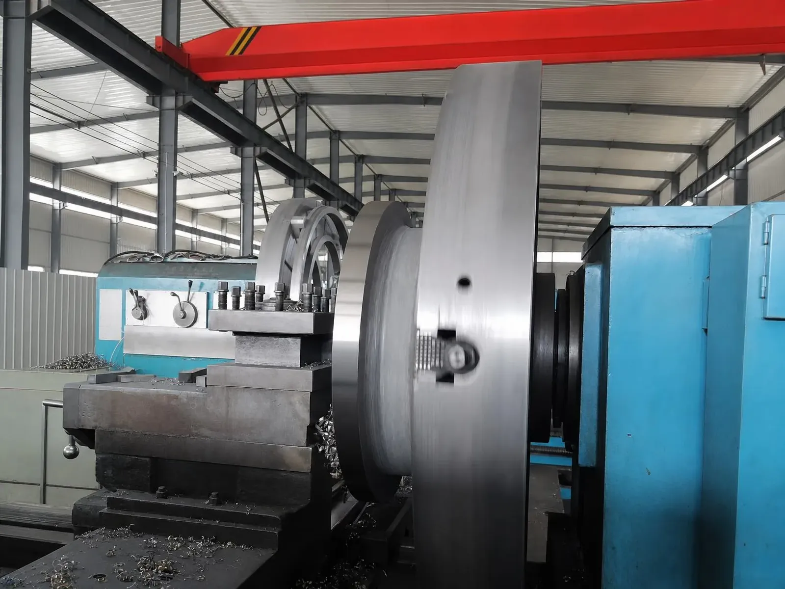 User-owned titanium machining scene used as context; it is not the machine, tool or specimen in the reported TC4 study